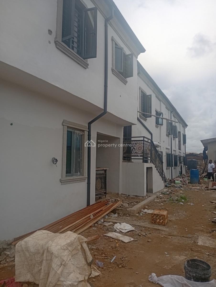 New Development 2 Bedroom Flat Ensuite with Good Access, Off Gani Animasaun / Off Shasha Road, Akowonjo, Alimosho, Lagos, Flat / Apartment for Rent