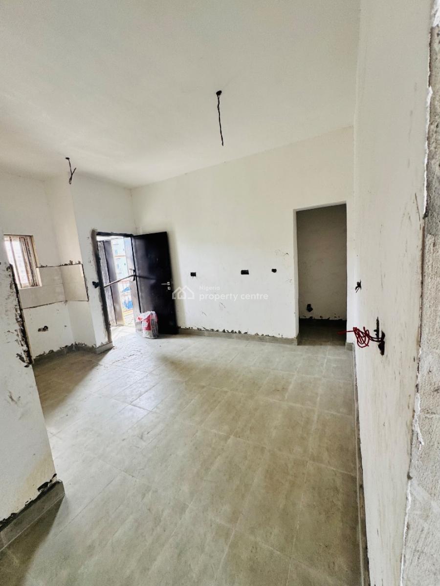 Lovely Built 3 Bedroom Apartments / Masionette with Bq, Yaba, Lagos, Block of Flats for Sale