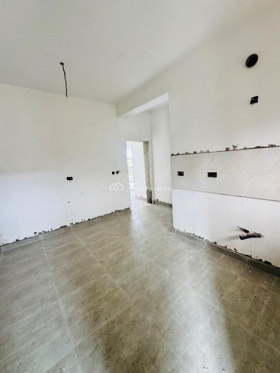 Lovely Built 3 Bedroom Apartments / Masionette with Bq, Yaba, Lagos, Block of Flats for Sale