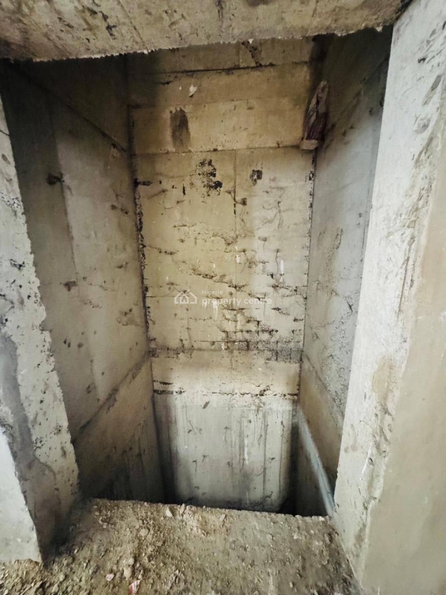 Lovely Built 3 Bedroom Apartments / Masionette with Bq, Yaba, Lagos, Block of Flats for Sale