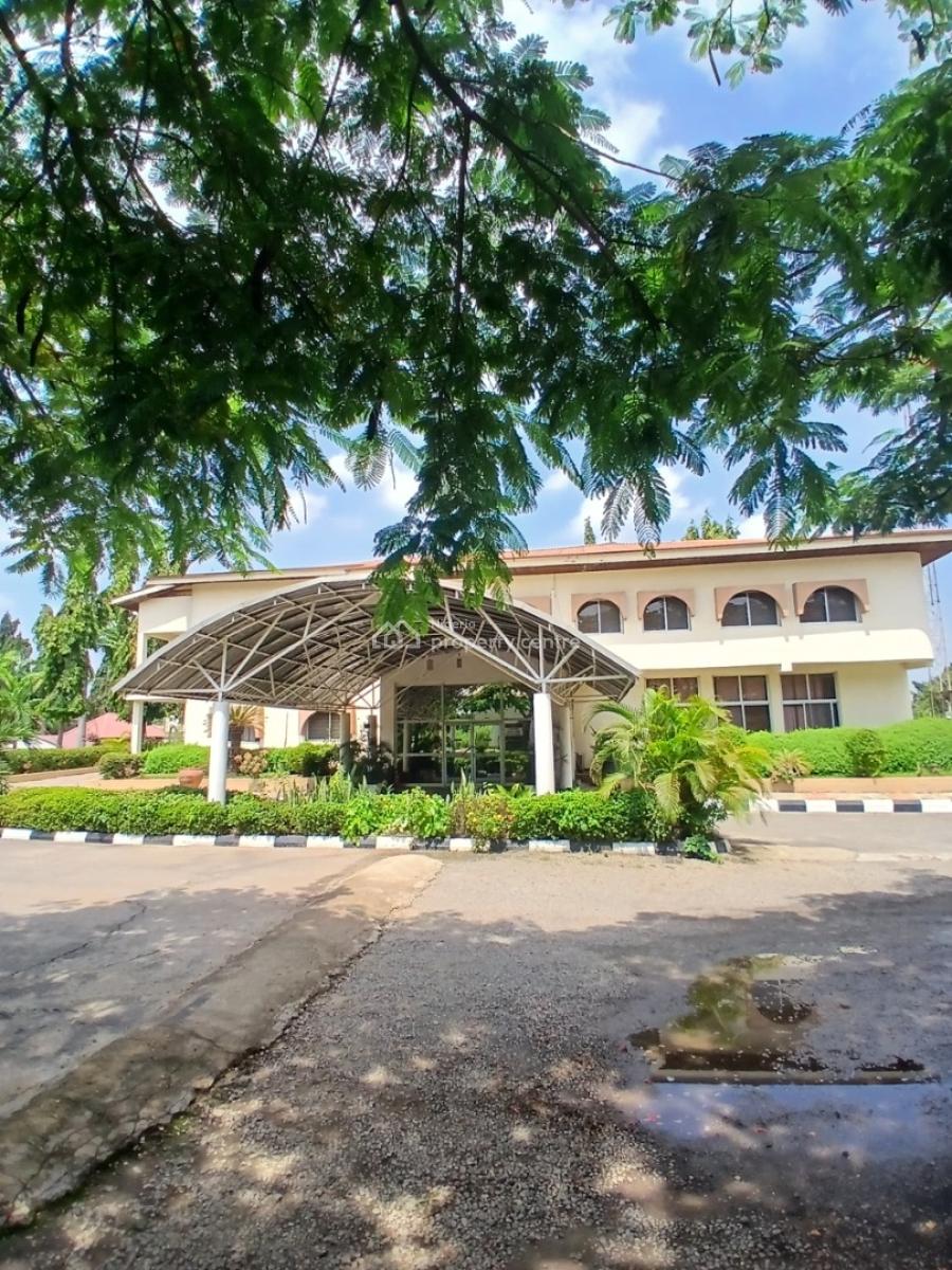 Commercial Building, Wuse 2, Abuja, Commercial Property for Rent