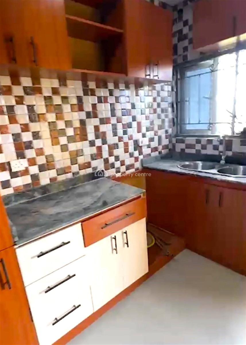 Standard 2 Bedroom Apartment in a Secure Estate, Parkland Estate, Peter Odili Road, Trans Amadi, Port Harcourt, Rivers, Flat / Apartment for Rent