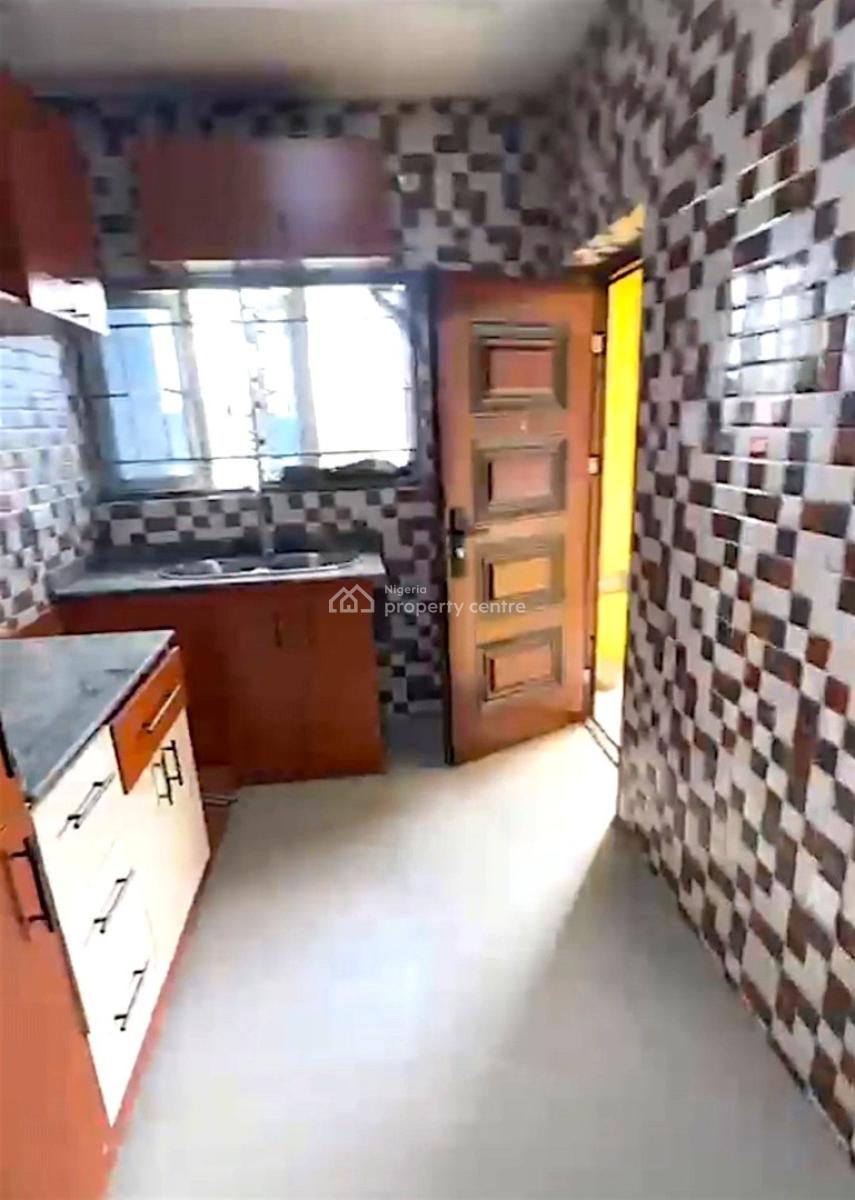Standard 2 Bedroom Apartment in a Secure Estate, Parkland Estate, Peter Odili Road, Trans Amadi, Port Harcourt, Rivers, Flat / Apartment for Rent
