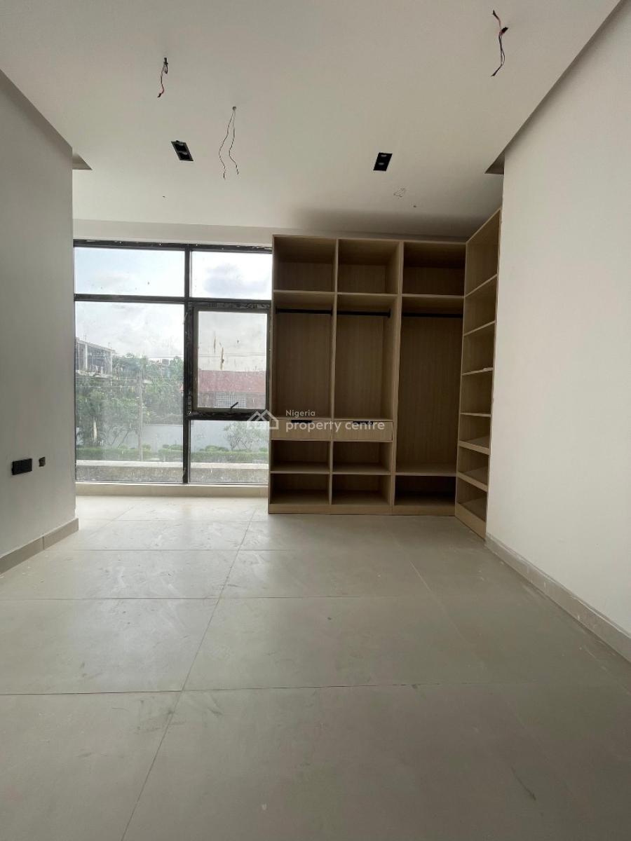 Waterfront 2 & 3 Apartment with Rooftop Pool, Gym and Elevator, Lekki Phase 1, Lekki, Lagos, Flat / Apartment for Sale