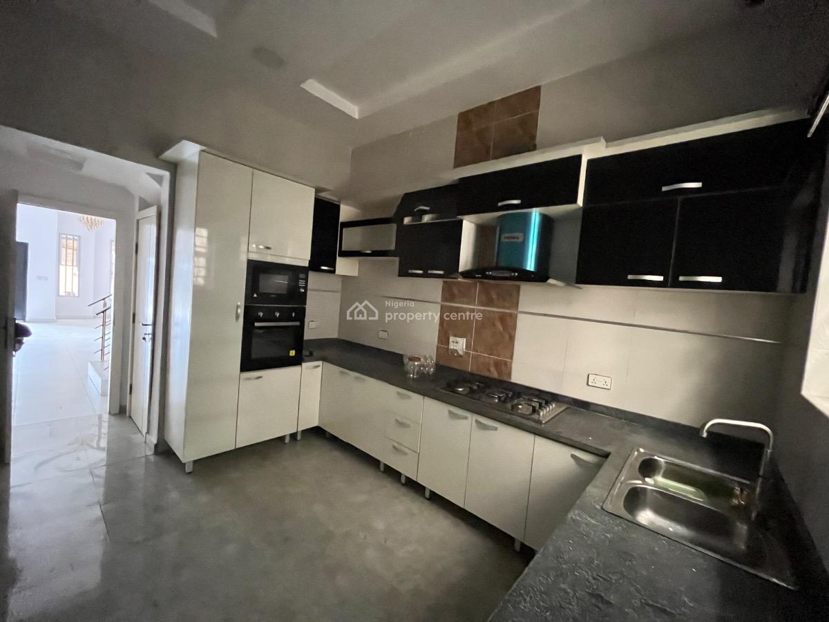 Massive 4 Bedroom Terrace Duplex with Bq in a Secured Estate, Osapa, Lekki, Lagos, Semi-detached Duplex for Rent