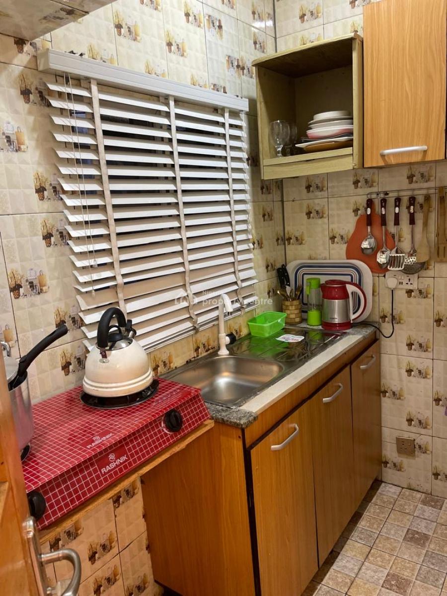 Lovely Spacious 1-bedroom, Osapa, Lekki, Lagos, Mini Flat (room and Parlour) for Rent