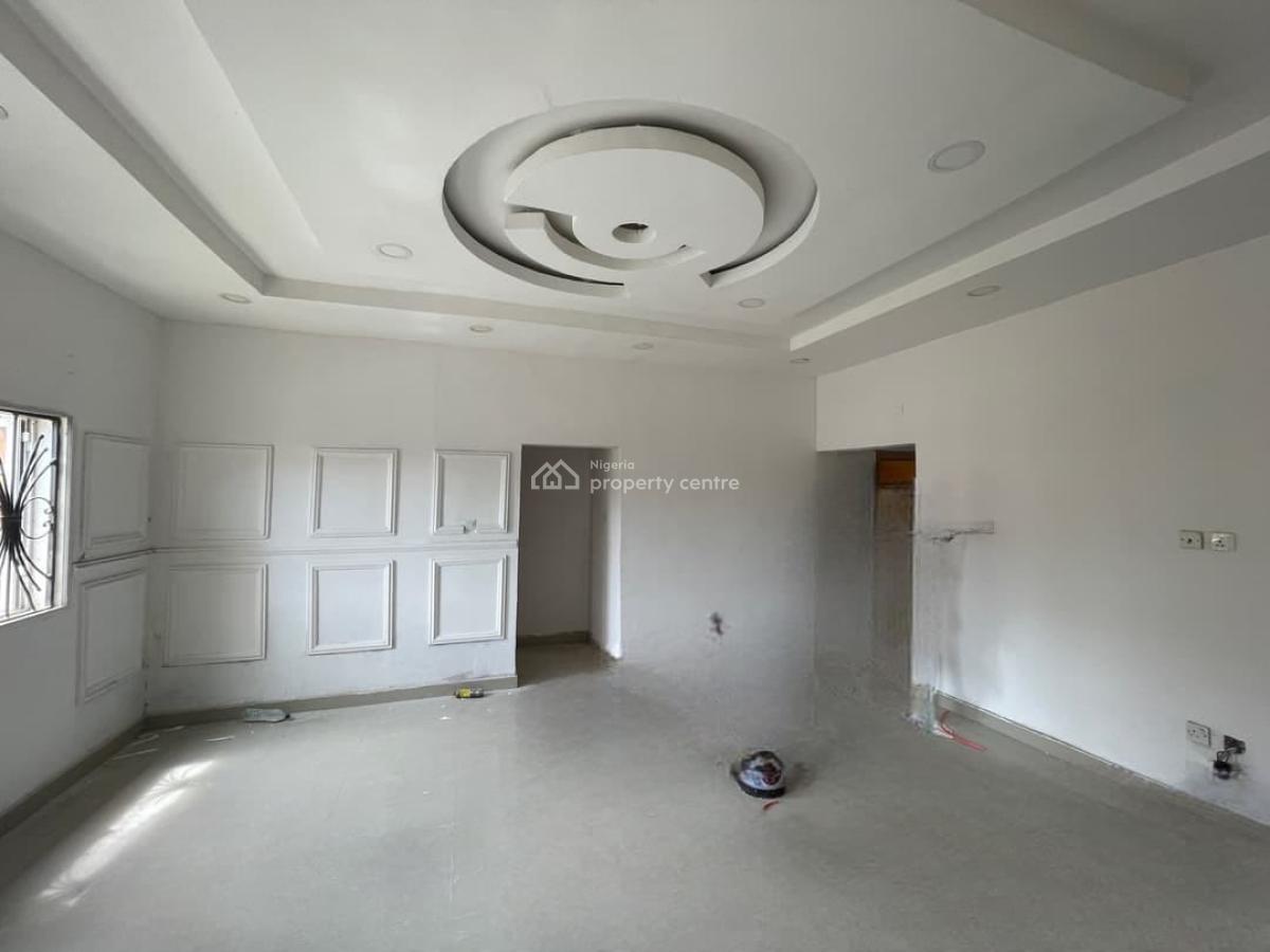 Massive 3 Bedroom Flat in Ado Road, Ado Road, Lekki, Lagos, Flat / Apartment for Rent
