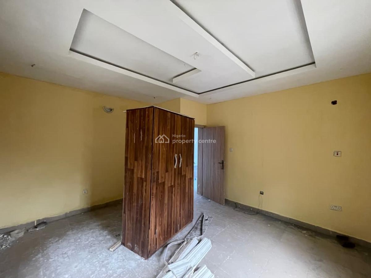 Massive 3 Bedroom Flat in Ado Road, Ado Road, Lekki, Lagos, Flat / Apartment for Rent