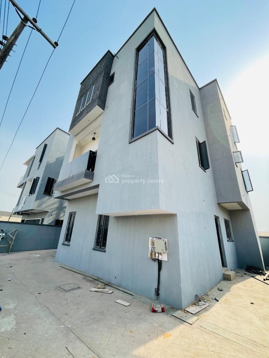 Uniquely Styled  5 Bedrooms Fully Detached Duplex with Bq, Gra, Ogudu, Lagos, Detached Duplex for Sale