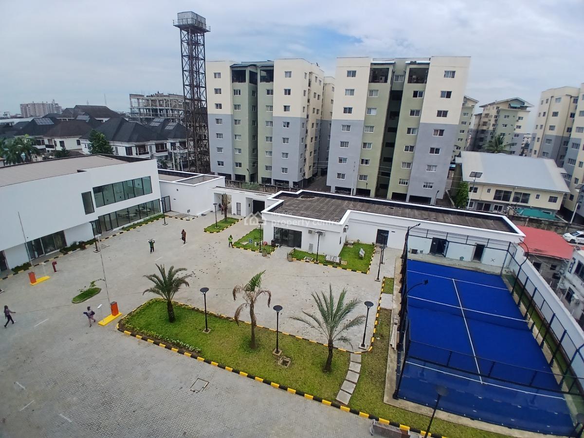 24/7 Serviced 3 Bedroom En-suite Flat with an Enclosed Fitted Kitchen/, Lekki Phase 1, Lekki, Lagos, Flat / Apartment for Rent