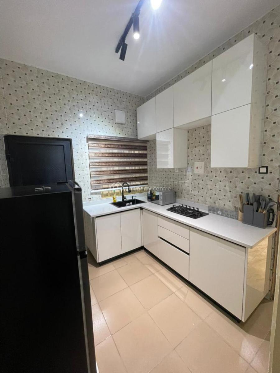 Luxury and Furnished 2 Bedrooms Apartment, Jahi, Abuja, Flat / Apartment for Rent