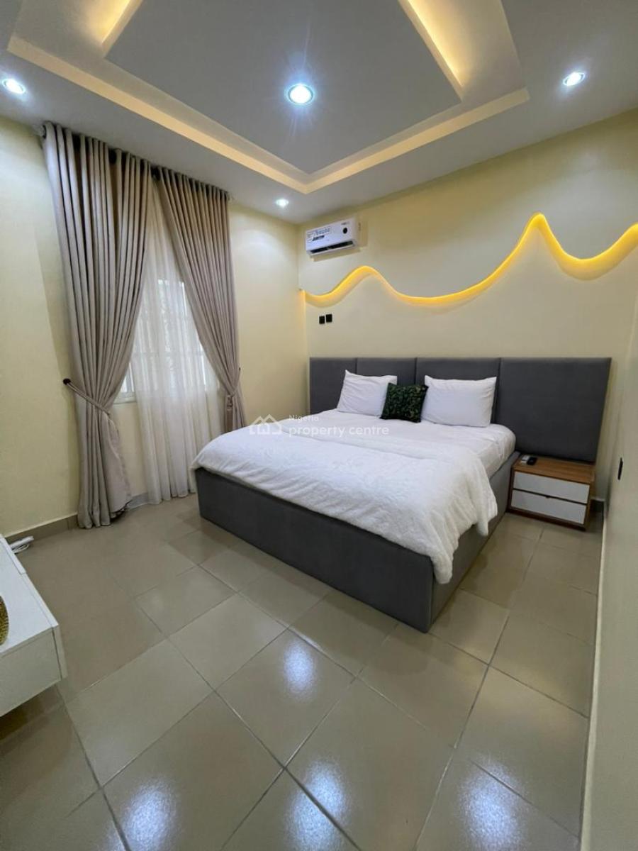 Luxury and Furnished 2 Bedrooms Apartment, Jahi, Abuja, Flat / Apartment for Rent