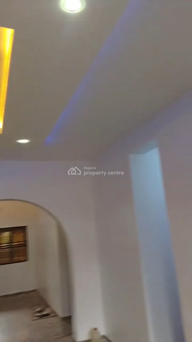 Massive 3 Bedrooms on an Interlocked Street, Parkview Estate, Ago Palace, Isolo, Lagos, Flat / Apartment for Rent