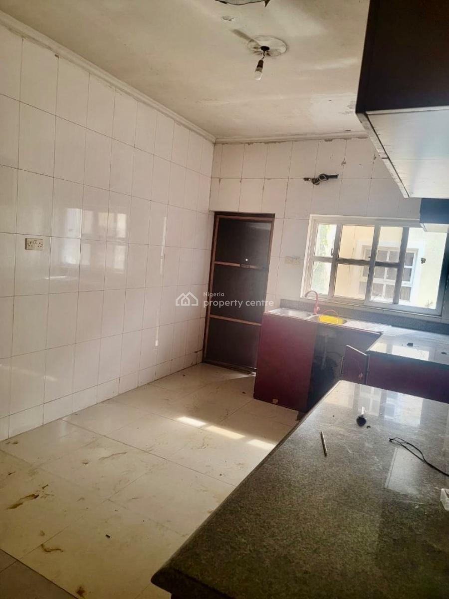 Well Maintained Spacious 5 Bedroom, Chevron Alternative Road, Lekki, Lagos, Terraced Duplex for Rent