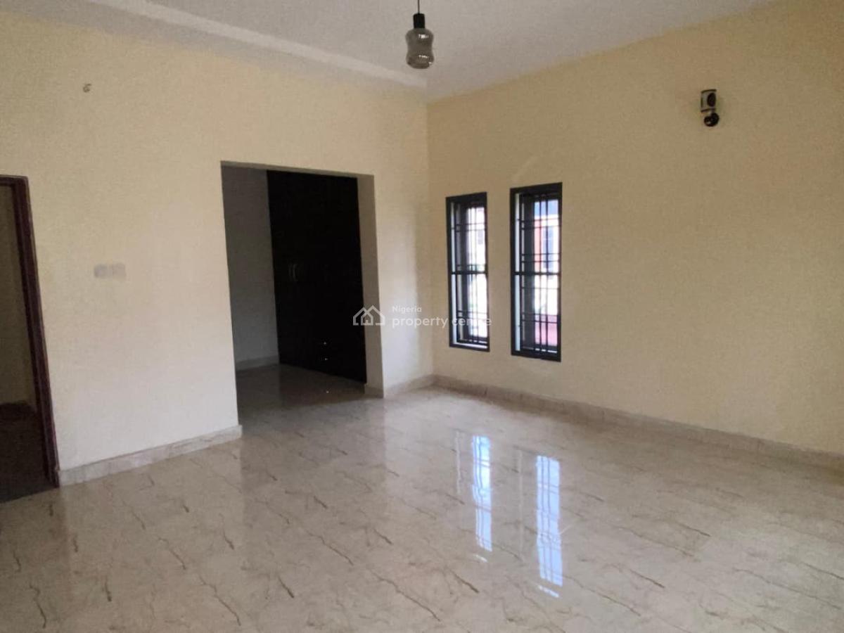 Luxury 4-bedroom Semi-detached Duplex with Bq, Guzape District, Abuja, Semi-detached Duplex for Rent
