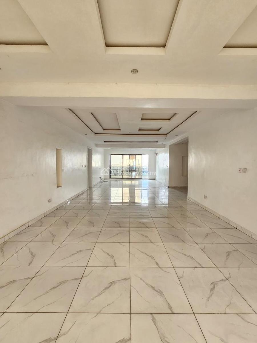 Exquisite 2 Bedrooms Apartment with Elevator in a Well Secured Area, Ikate, Lekki, Lagos, Flat / Apartment for Sale