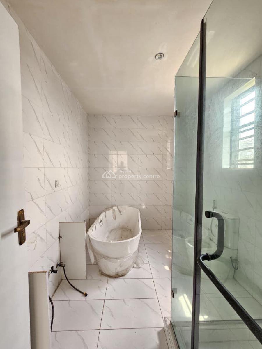 Exquisite 2 Bedrooms Apartment with Elevator in a Well Secured Area, Ikate, Lekki, Lagos, Flat / Apartment for Sale