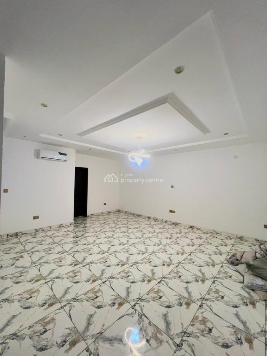 Spacious 1 Bedroom Apartment Located in a Secure and Serene Environmen, Lekki Phase 1, Lekki, Lagos, Flat / Apartment for Rent