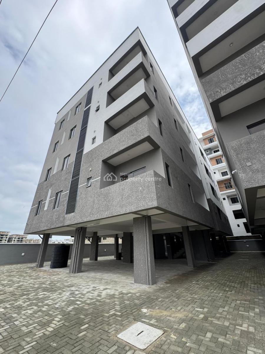 Spacious 2 Bedroom Apartment with Elevator, Gym & Central Gas System, Lekki Phase 1, Lekki, Lagos, Flat / Apartment for Sale