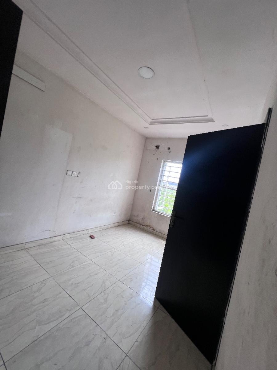 a Standard 4 Bedroom Duplex, Abraham Adesanya, Lekki Phase 2, Lekki, Lagos, Terraced Duplex for Rent