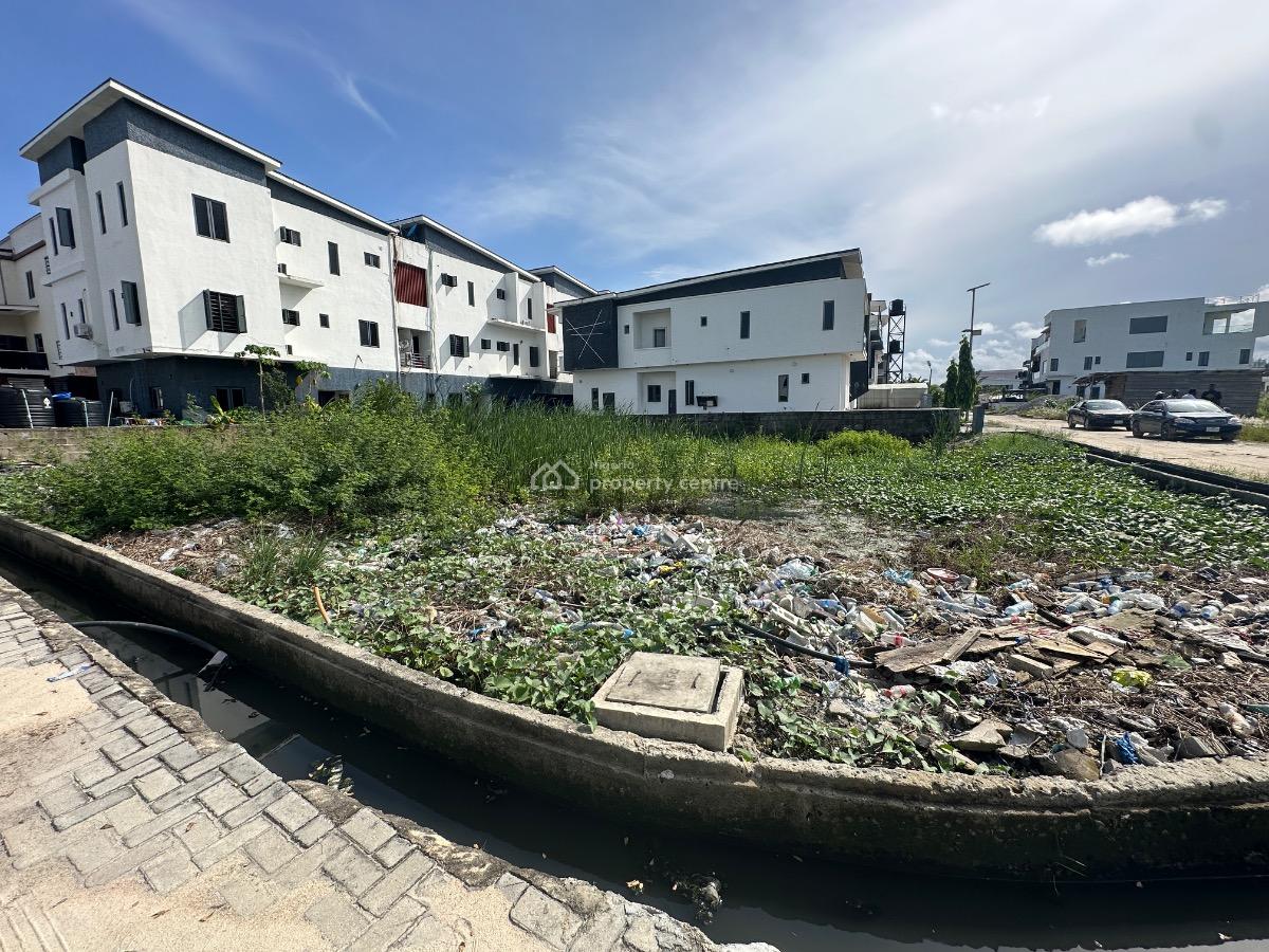 300 Sqm of Corner Piece Land, Buena Vista Estate, Lafiaji, Lekki, Lagos, Residential Land for Sale
