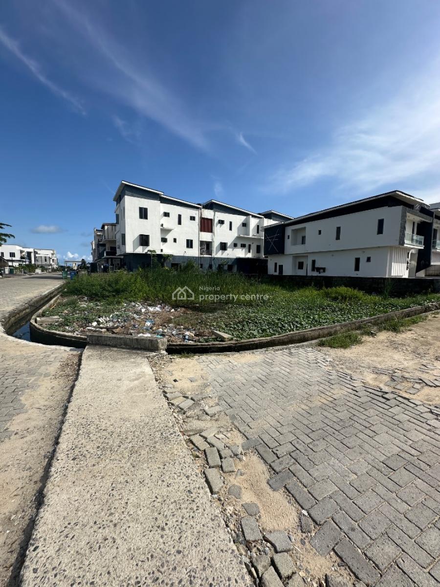 300 Sqm of Corner Piece Land, Buena Vista Estate, Lafiaji, Lekki, Lagos, Residential Land for Sale