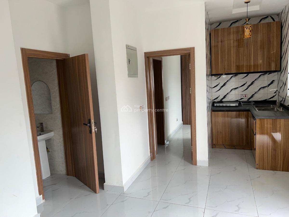 2 Bedroom Apartment with a Bq, Ikeja Gra, Ikeja Gra, Ikeja, Lagos, Flat / Apartment for Rent