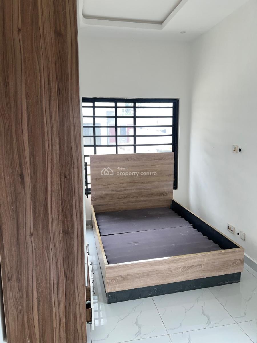 2 Bedroom Apartment with a Bq, Ikeja Gra, Ikeja Gra, Ikeja, Lagos, Flat / Apartment for Rent