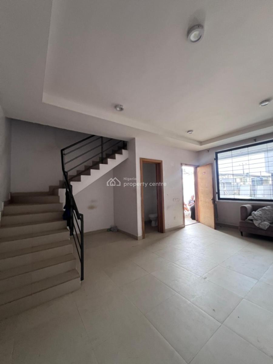 a Standard 2bedroom Duplex, Abraham Adesunya, Lekki Phase 2, Lekki, Lagos, Terraced Duplex for Rent