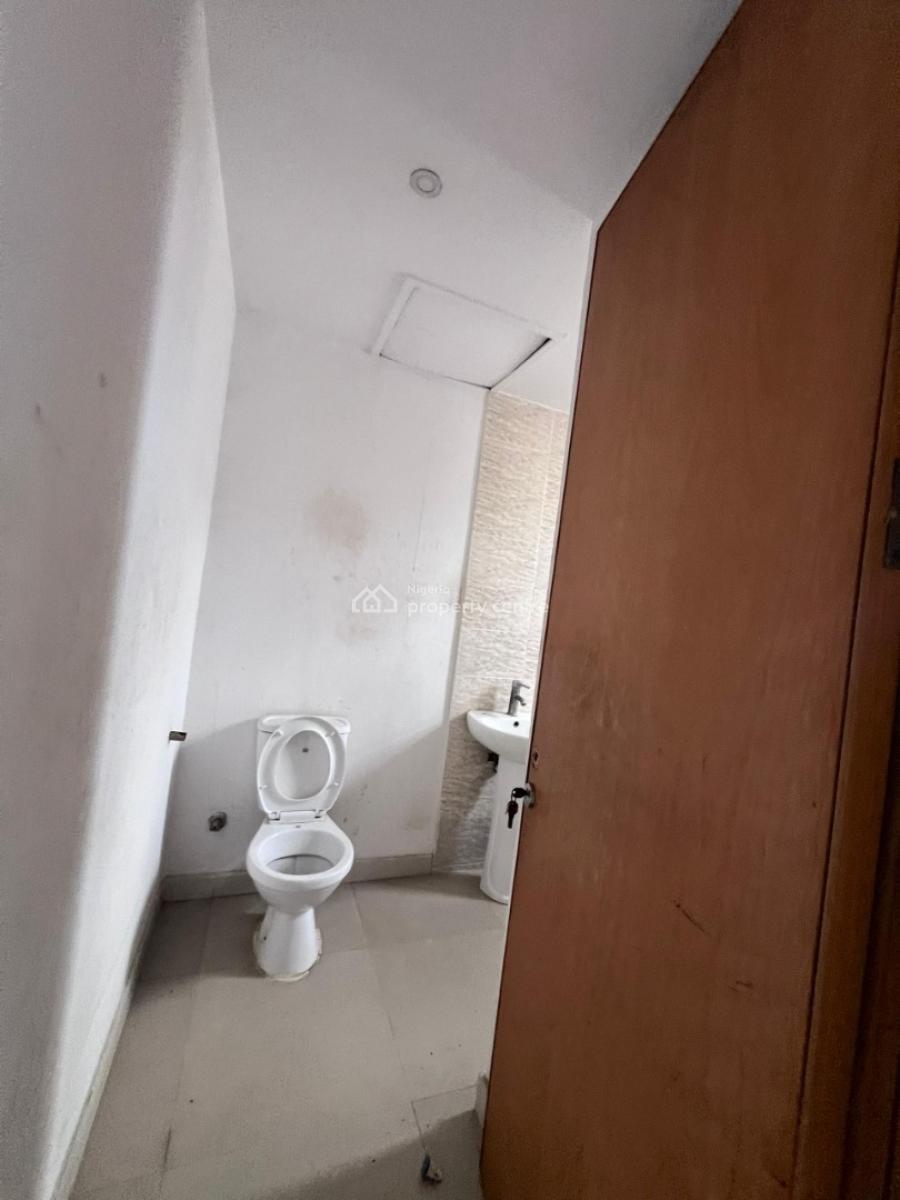 a Standard 2bedroom Duplex, Abraham Adesunya, Lekki Phase 2, Lekki, Lagos, Terraced Duplex for Rent