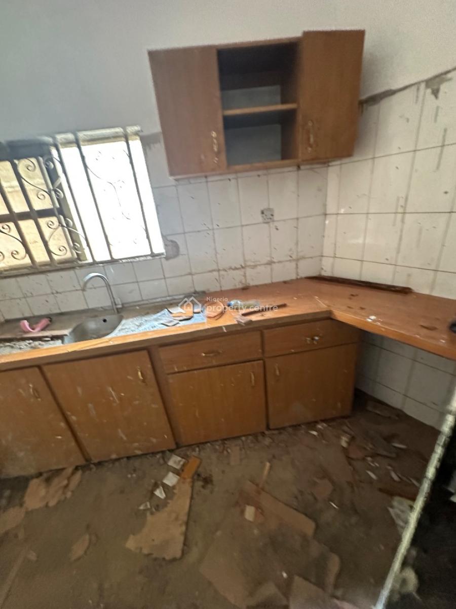 Newly Renovated One Bedroom Apartment in a Decent Neighborhood, 6th Avenue Off 69 Road, Gwarinpa, Abuja, Mini Flat (room and Parlour) for Rent