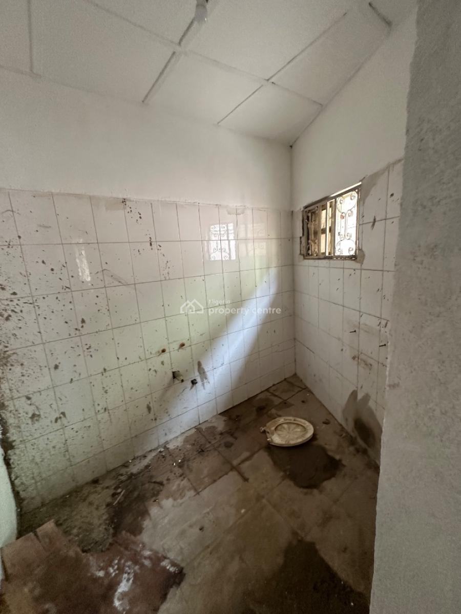Newly Renovated One Bedroom Apartment in a Decent Neighborhood, 6th Avenue Off 69 Road, Gwarinpa, Abuja, Mini Flat (room and Parlour) for Rent