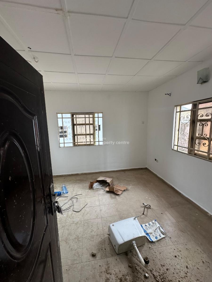 Newly Renovated One Bedroom Apartment in a Decent Neighborhood, 6th Avenue Off 69 Road, Gwarinpa, Abuja, Mini Flat (room and Parlour) for Rent