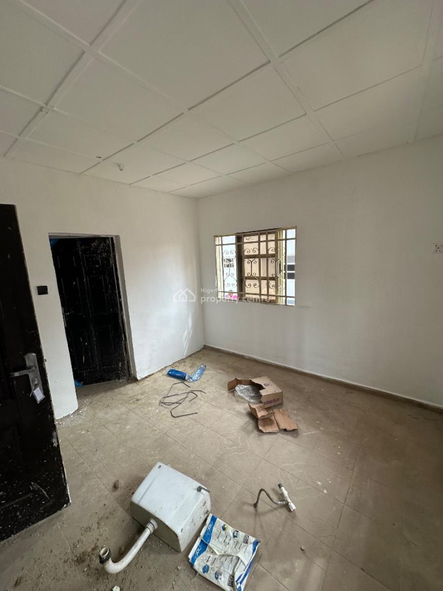 Newly Renovated One Bedroom Apartment in a Decent Neighborhood, 6th Avenue Off 69 Road, Gwarinpa, Abuja, Mini Flat (room and Parlour) for Rent