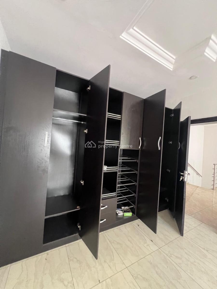 a Well Built 4 Bedroom Duplex, Abraham Adesunya, Lekki Phase 2, Lekki, Lagos, Terraced Duplex for Rent