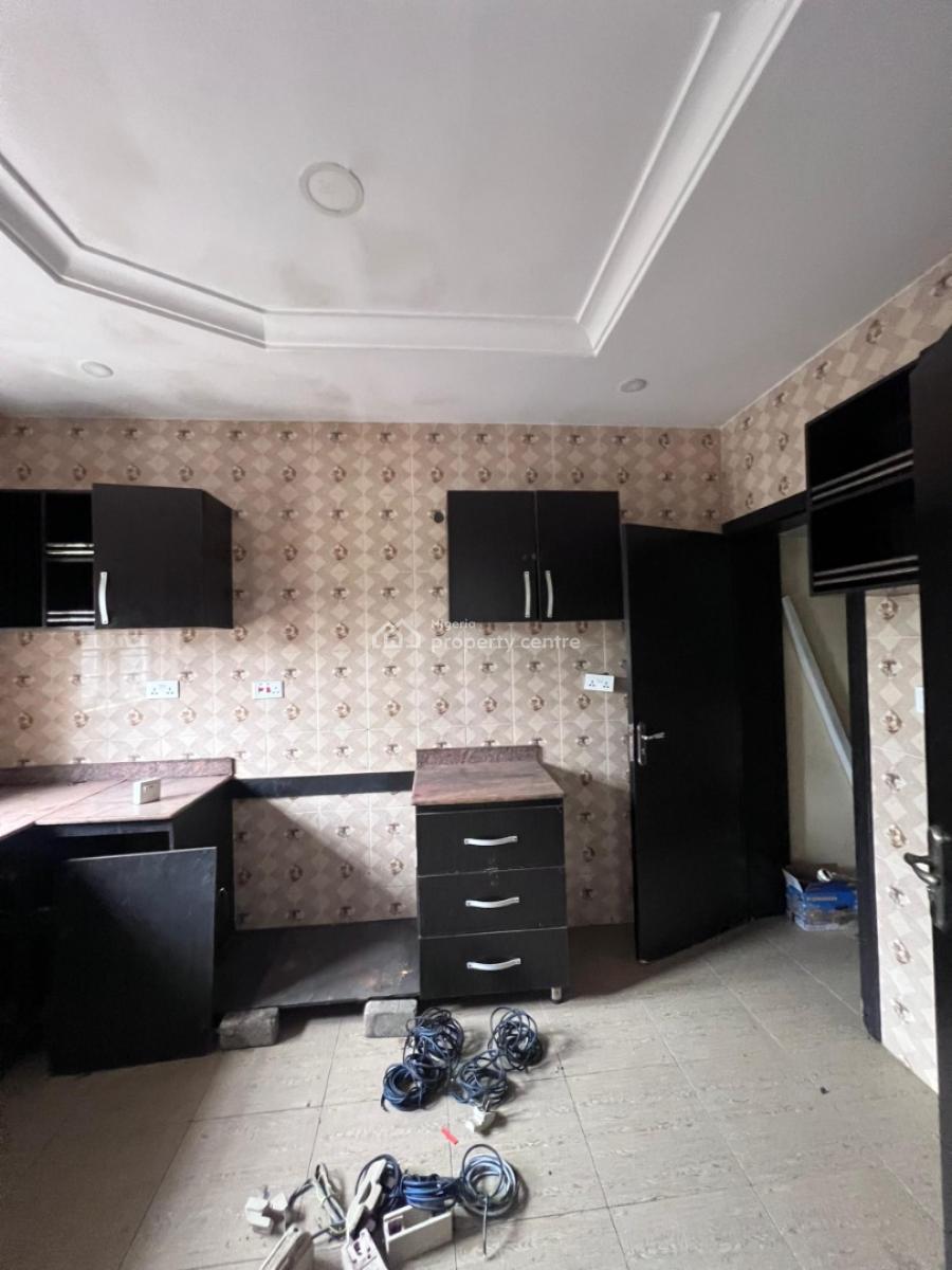 a Well Built 4 Bedroom Duplex, Abraham Adesunya, Lekki Phase 2, Lekki, Lagos, Terraced Duplex for Rent