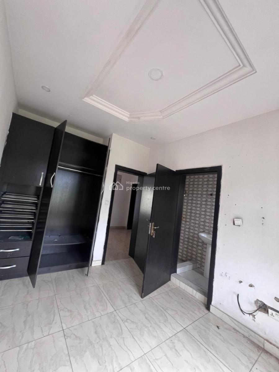a Well Built 4 Bedroom Duplex, Abraham Adesunya, Lekki Phase 2, Lekki, Lagos, Terraced Duplex for Rent