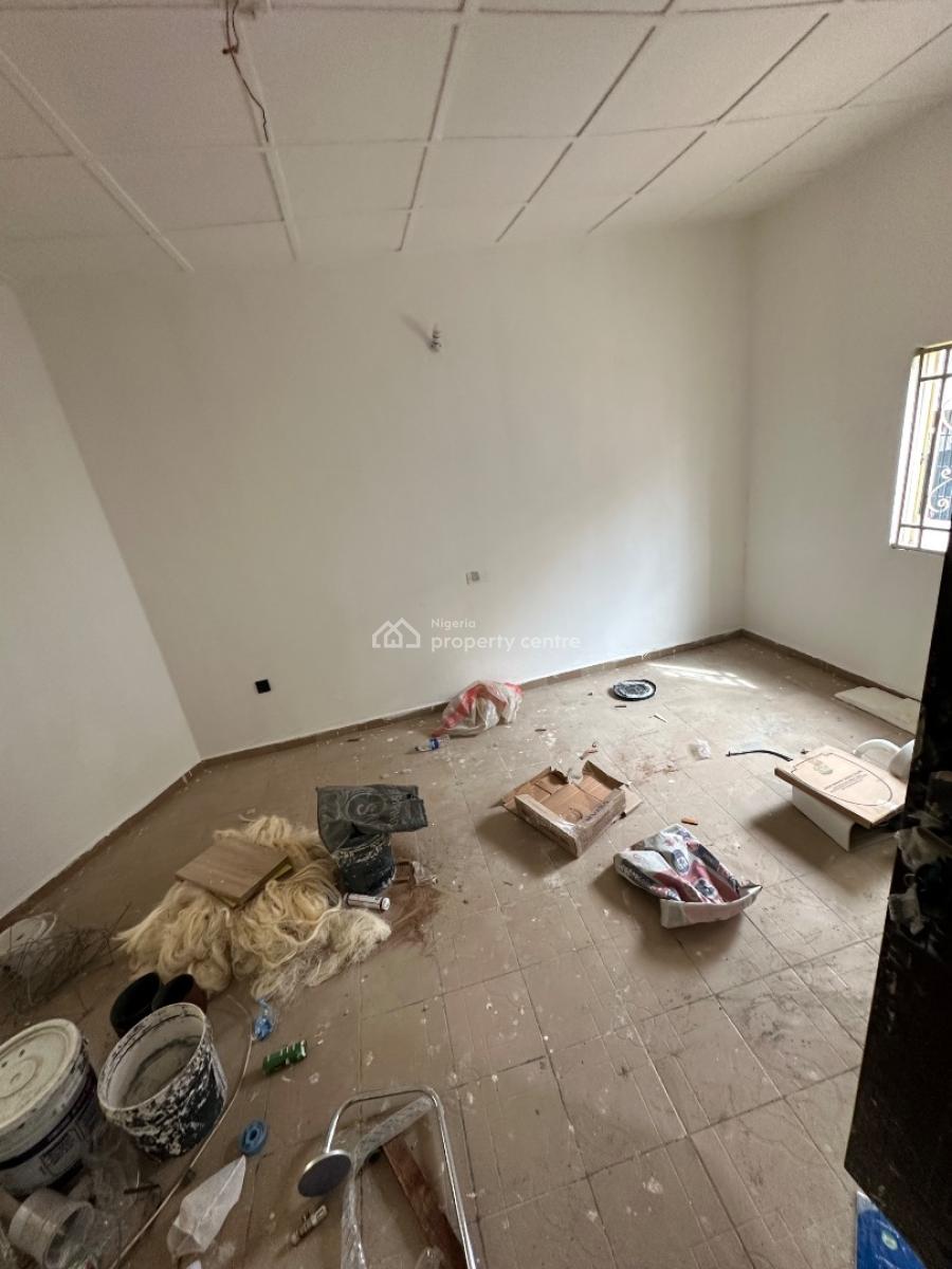 Well Renovated One Bedroom Apartment in a Decent Neighborhood, Off 69 Road 6th Avenue Gwarinpa, Gwarinpa, Abuja, Mini Flat (room and Parlour) for Rent
