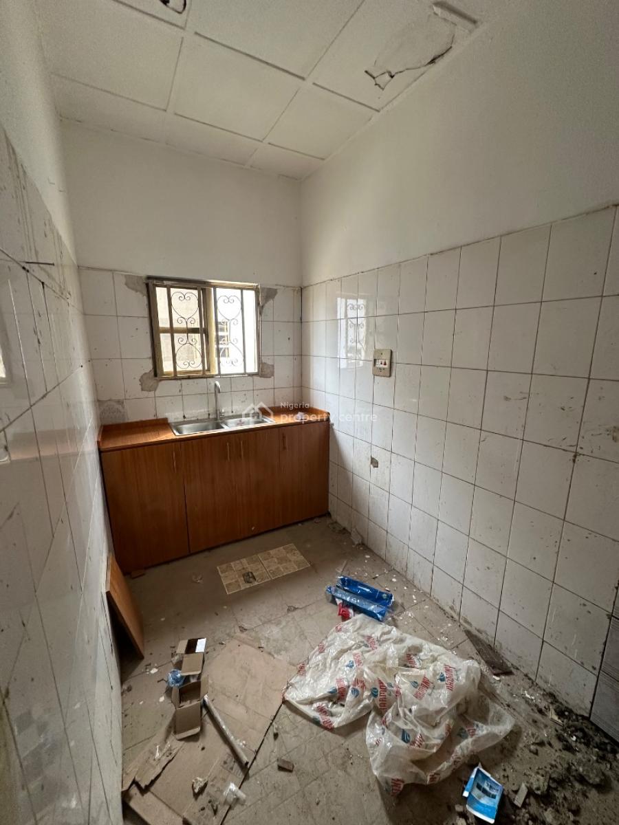 Well Renovated One Bedroom Apartment in a Decent Neighborhood, Off 69 Road 6th Avenue Gwarinpa, Gwarinpa, Abuja, Mini Flat (room and Parlour) for Rent