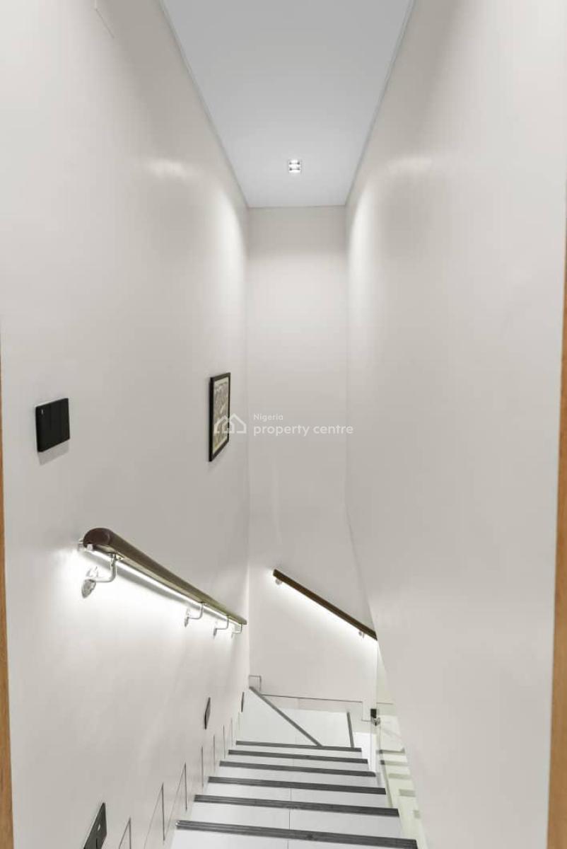 4-bedroom Penthouse Investment, Gra Phase 2, Magodo, Lagos, Flat / Apartment for Sale