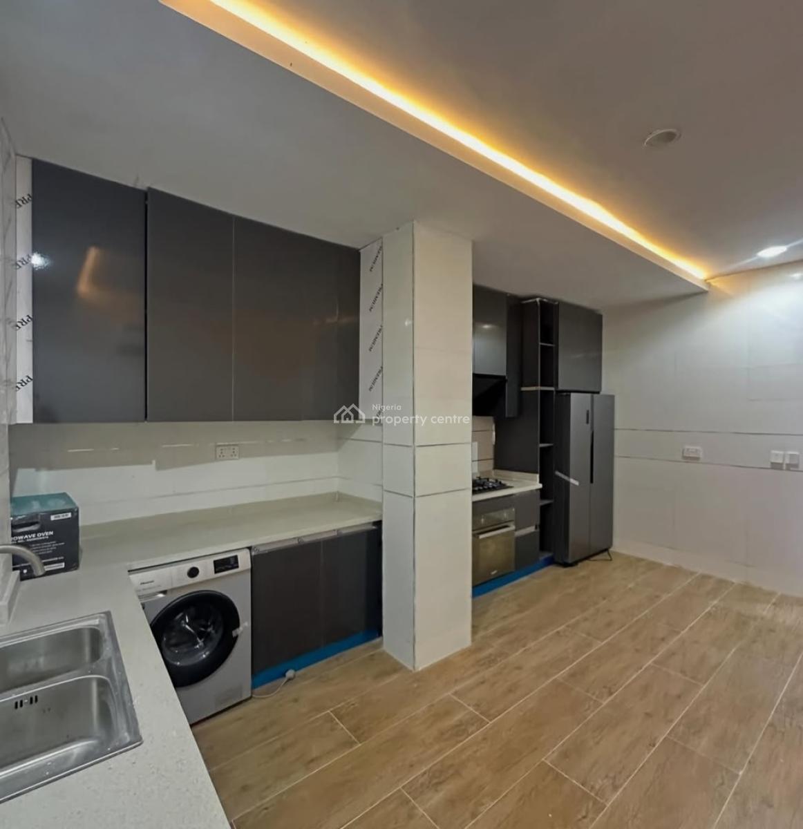 Luxury 4 Bedroom Terrace Duplex, Lekki Phase 1, Lekki, Lagos, Terraced Duplex for Rent