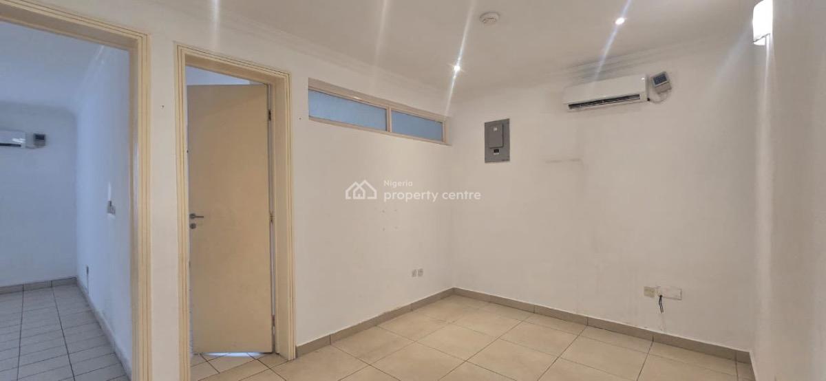 4-bedroom Luxury Terrace on 3-level with a Garage, Banana Island, Ikoyi, Lagos, Terraced Duplex for Rent