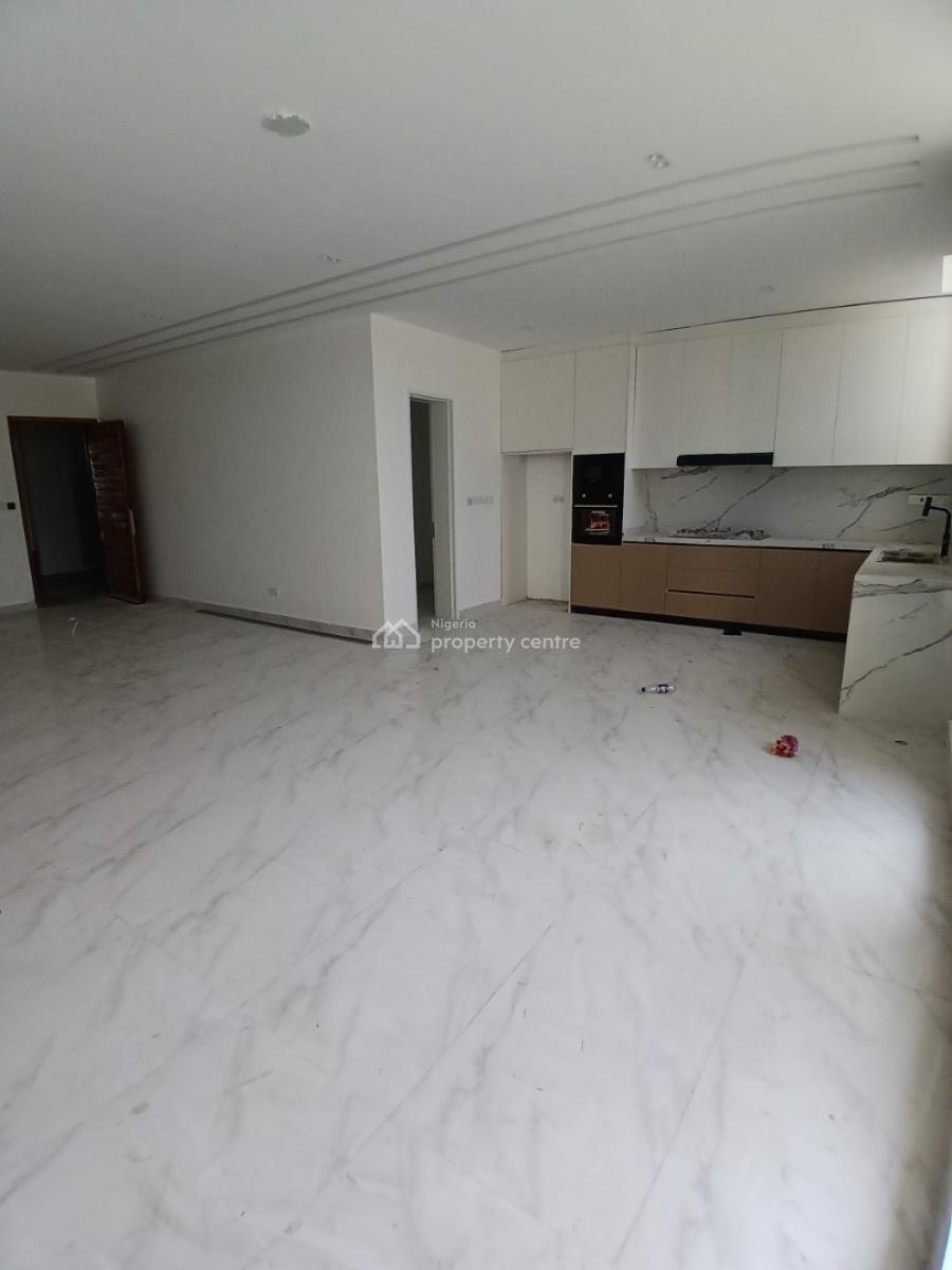 Newly Built and Serviced with 24/7 Power Supply 3 Bedroom En-suite Pen, Lekki Phase 1, Lekki, Lagos, Flat / Apartment for Rent