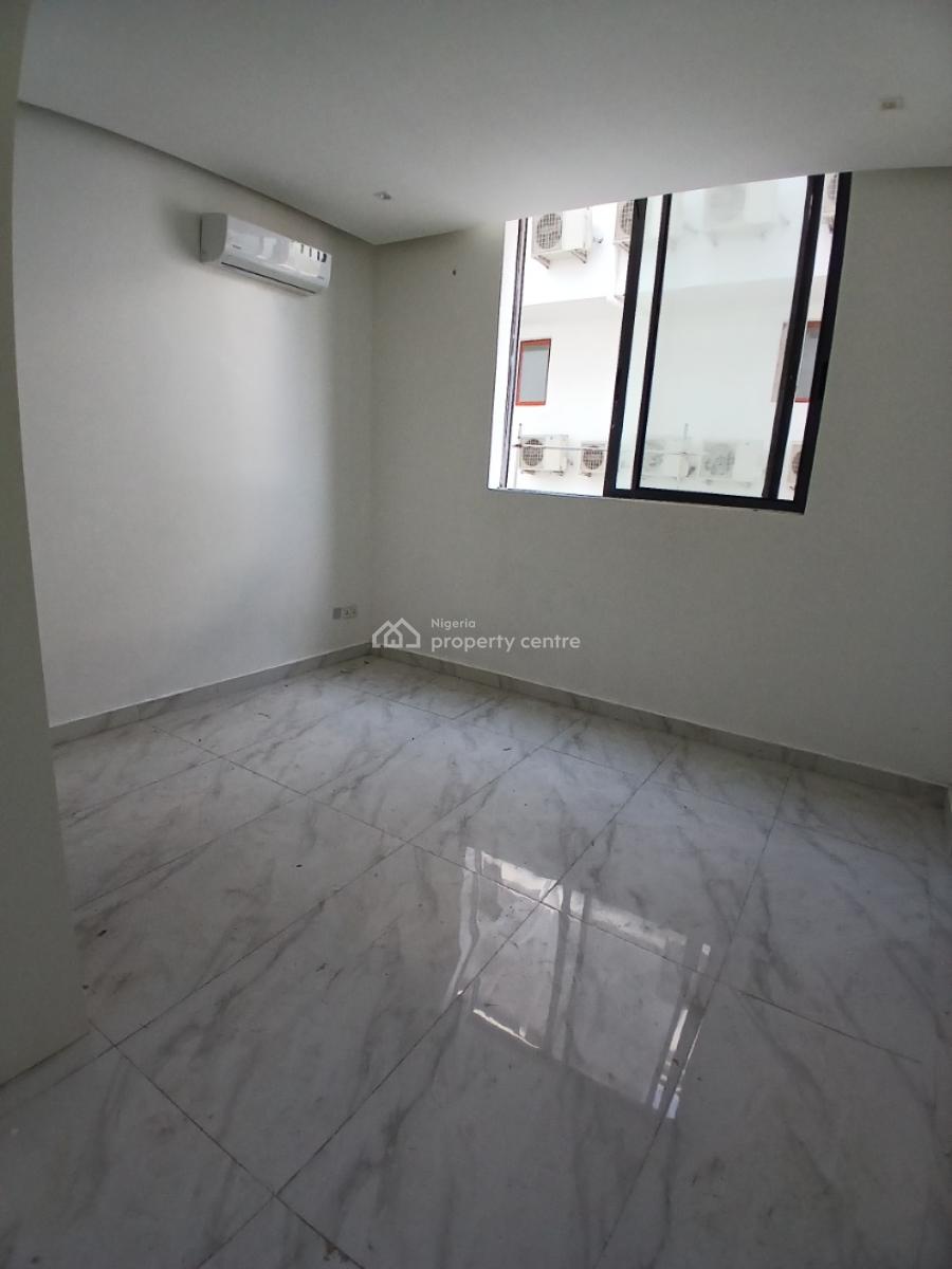 Newly Built and Serviced with 24/7 Power Supply 3 Bedroom En-suite Pen, Lekki Phase 1, Lekki, Lagos, Flat / Apartment for Rent