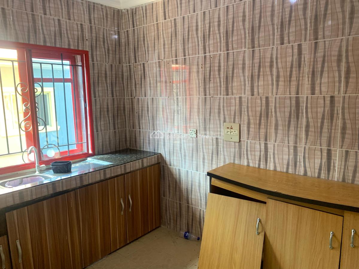 Lovely 2 Bedroom Flat, Thomas Estate, Ajah, Lagos, Flat / Apartment for Rent