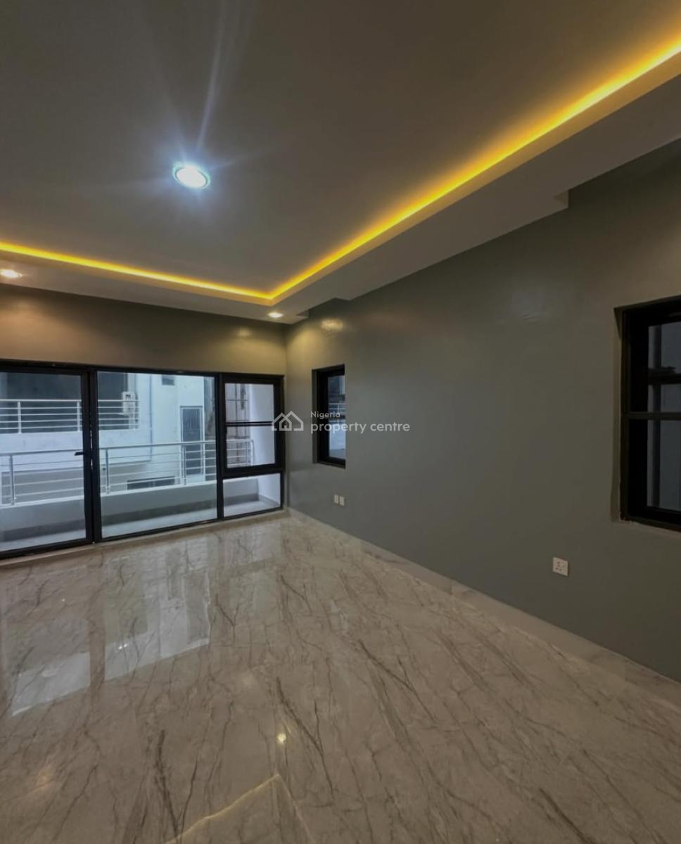 Serviced with 24/7 Power Supply Newly Built 4 Bedroom En-suite Townhou, Lekki Phase 1, Lekki, Lagos, Terraced Duplex for Rent