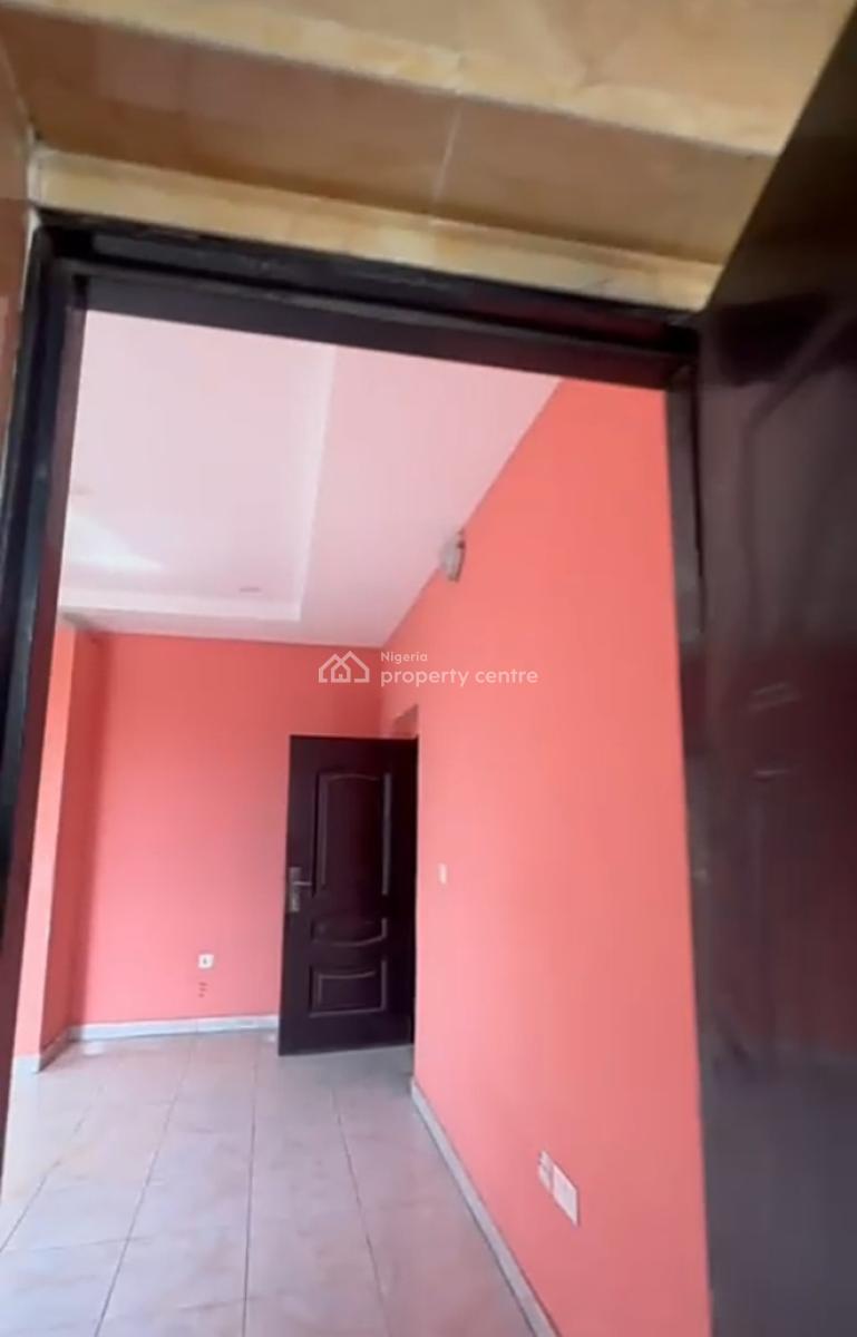 Spacious Upstairs Bedroom Inside a Shared Apartment { Video }, Greenville Estate, Badore, Ajah, Lagos, Self Contain (single Rooms) for Rent