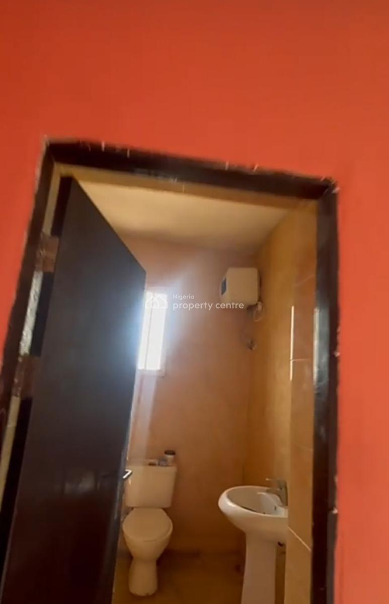 Spacious Upstairs Bedroom Inside a Shared Apartment { Video }, Greenville Estate, Badore, Ajah, Lagos, Self Contain (single Rooms) for Rent