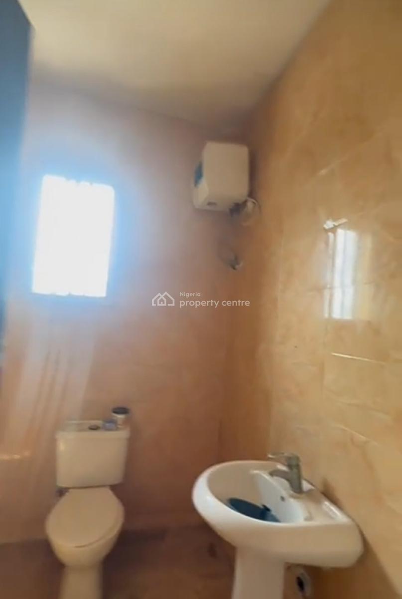 Spacious Upstairs Bedroom Inside a Shared Apartment { Video }, Greenville Estate, Badore, Ajah, Lagos, Self Contain (single Rooms) for Rent