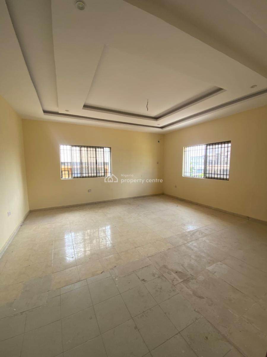 Spacious 2 Bedroom Apartment, New Road/chevron, Lekki, Lagos, Flat / Apartment for Rent